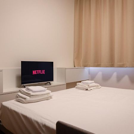 Ugo Bassi Lux Apartment ボローニャ エクステリア 写真