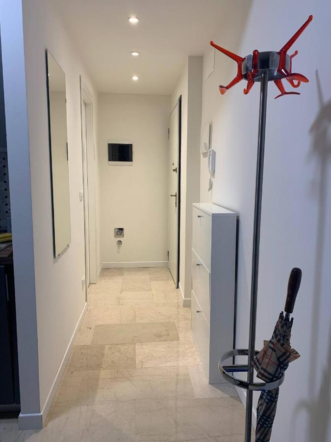 Ugo Bassi Lux Apartment ボローニャ エクステリア 写真
